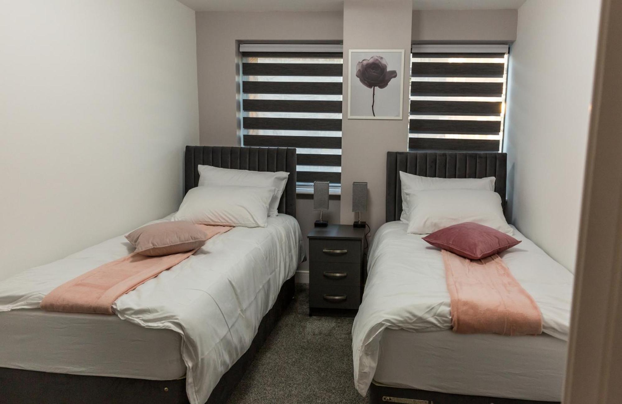 Sweet Stay, 2 Bed Apartment Birmingham Room photo